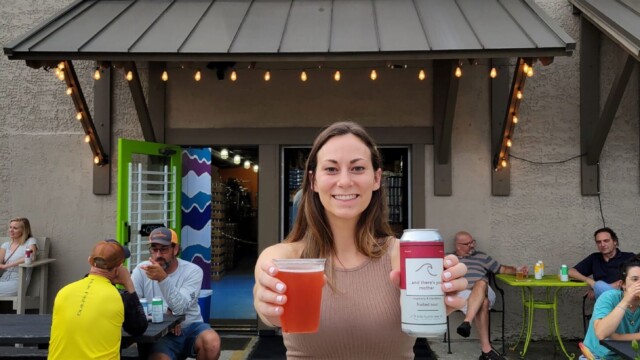 Full pours at Side Hustle Side Hustle